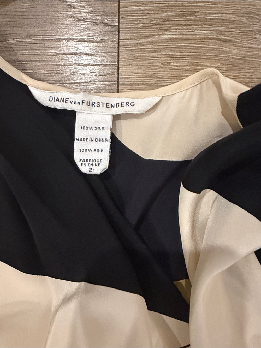 Diane Von Furstenberg One-Shoulder Abstract Dress in Yellow, Black & Cream - Picture 2 of 2